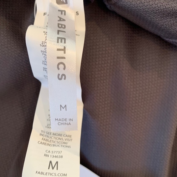 Fabletics hooded pullover in a size medium - Picture 6 of 8